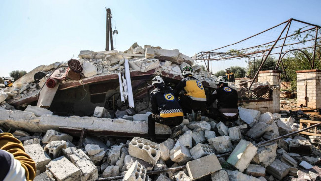 Rejim güçleri İdlib'de sivil yerleşim yerlerini hedef aldı